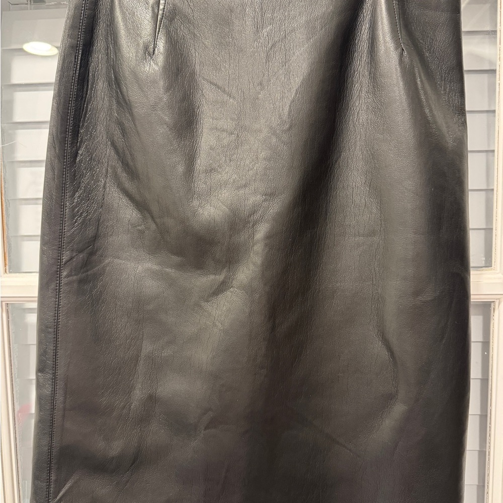 Wilfred (Aritzia) Faux Leather Pencil Skirt